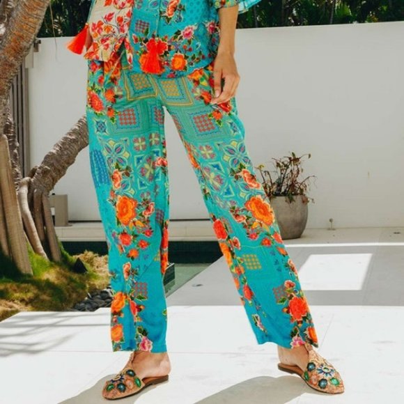 LULA SOUL Aqua Turquoise Capri Wide Leg Pants - Picture 2 of 16